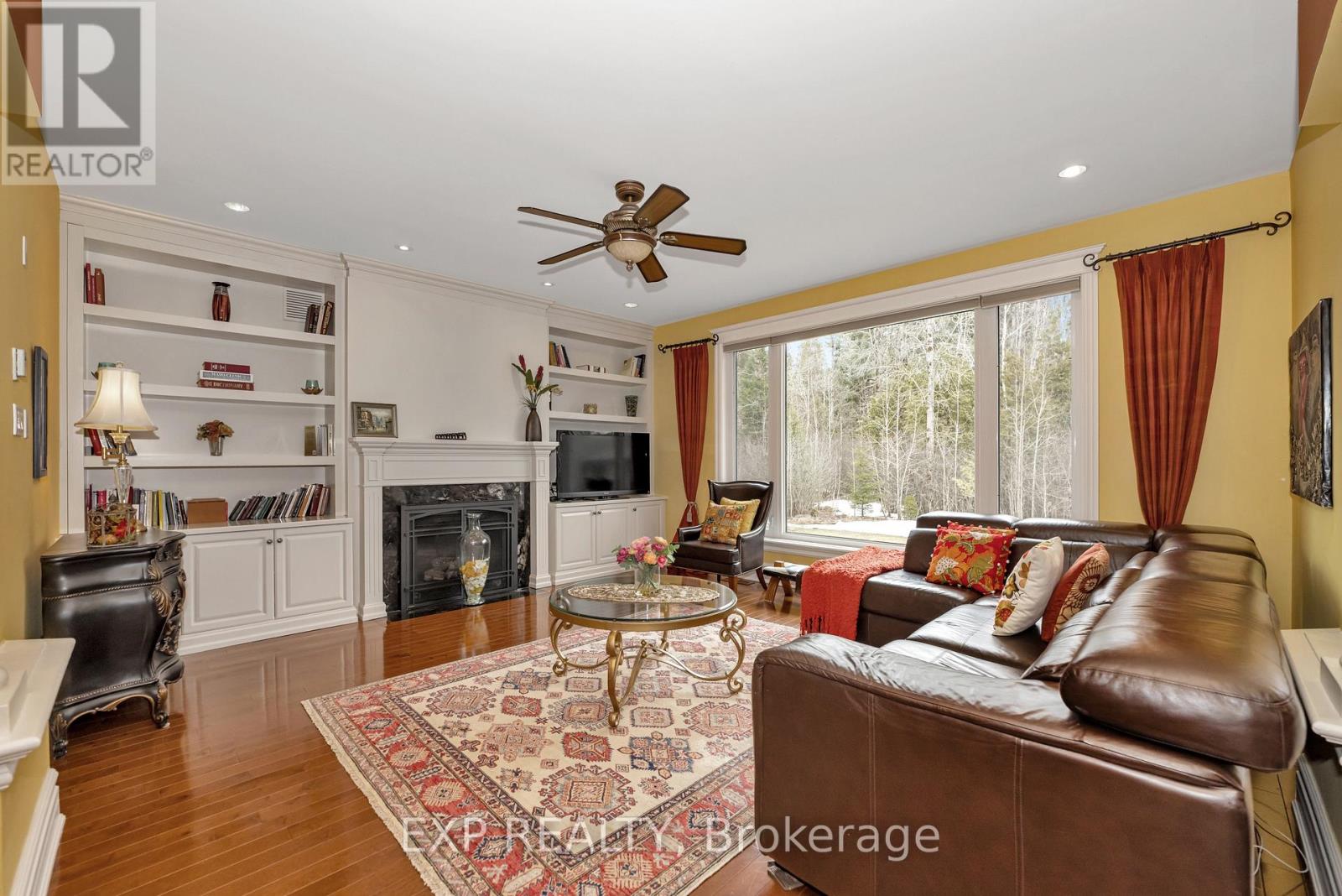 104 Sentinel Pine Way