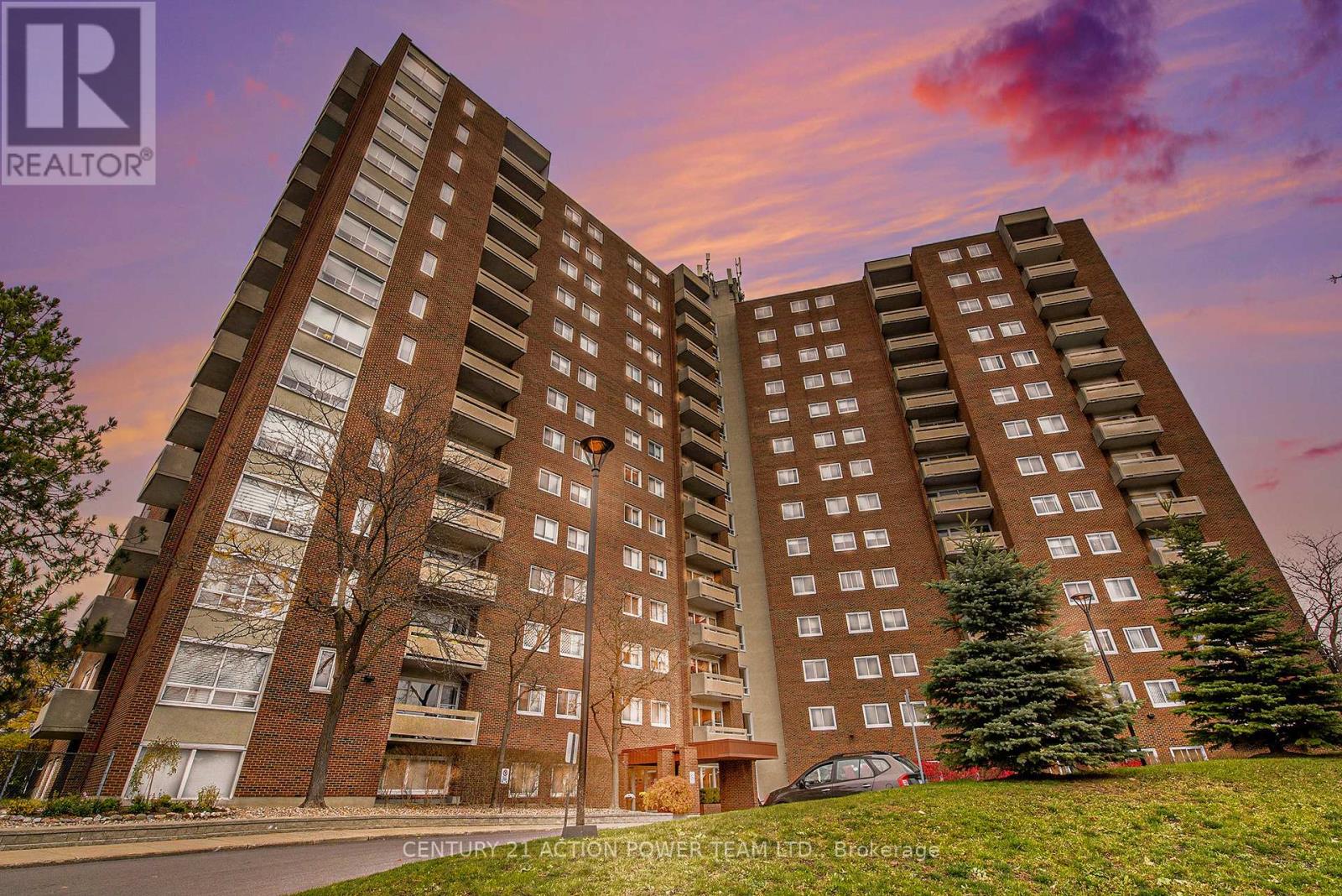 707 - 915 Elmsmere Road