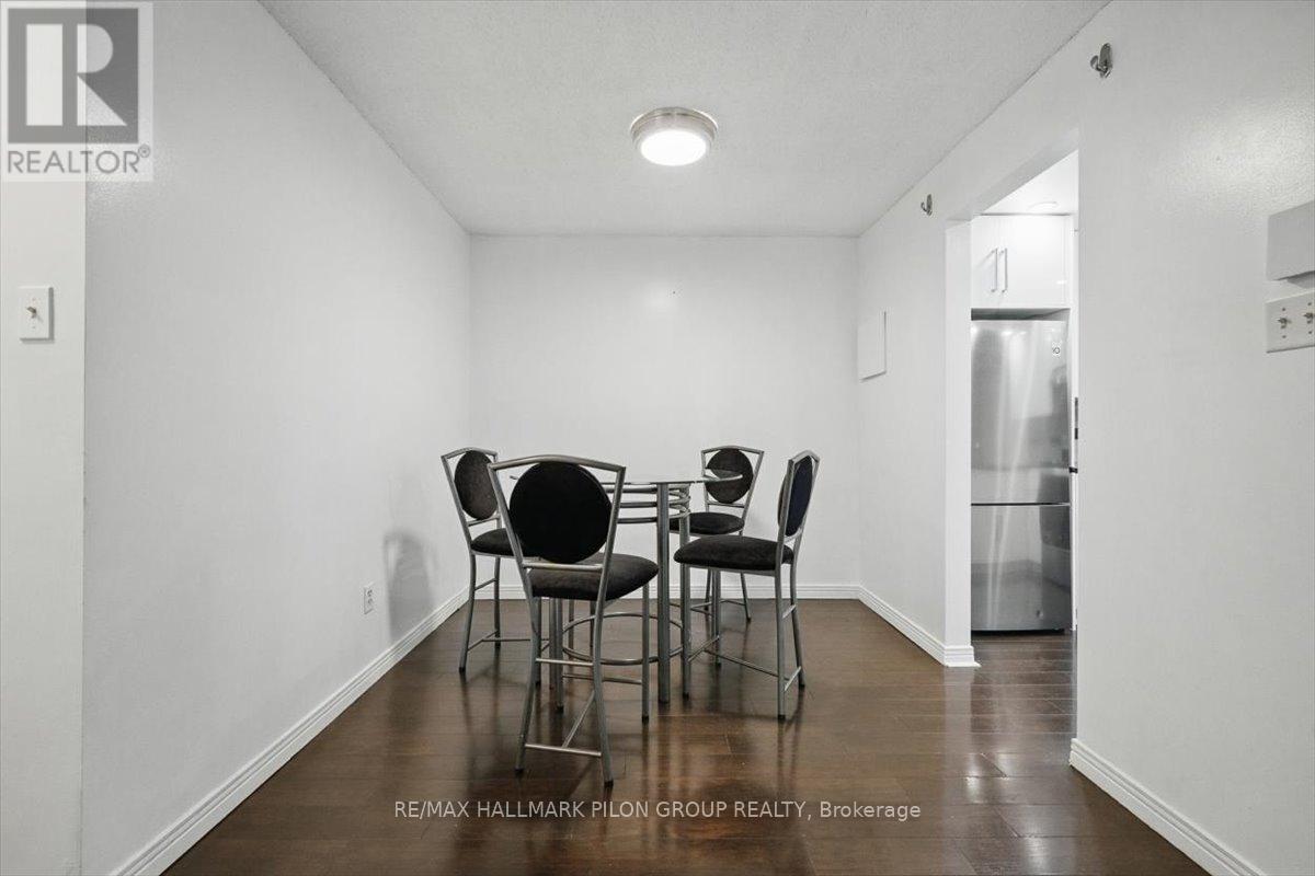 404 - 201 Laurier Avenue E