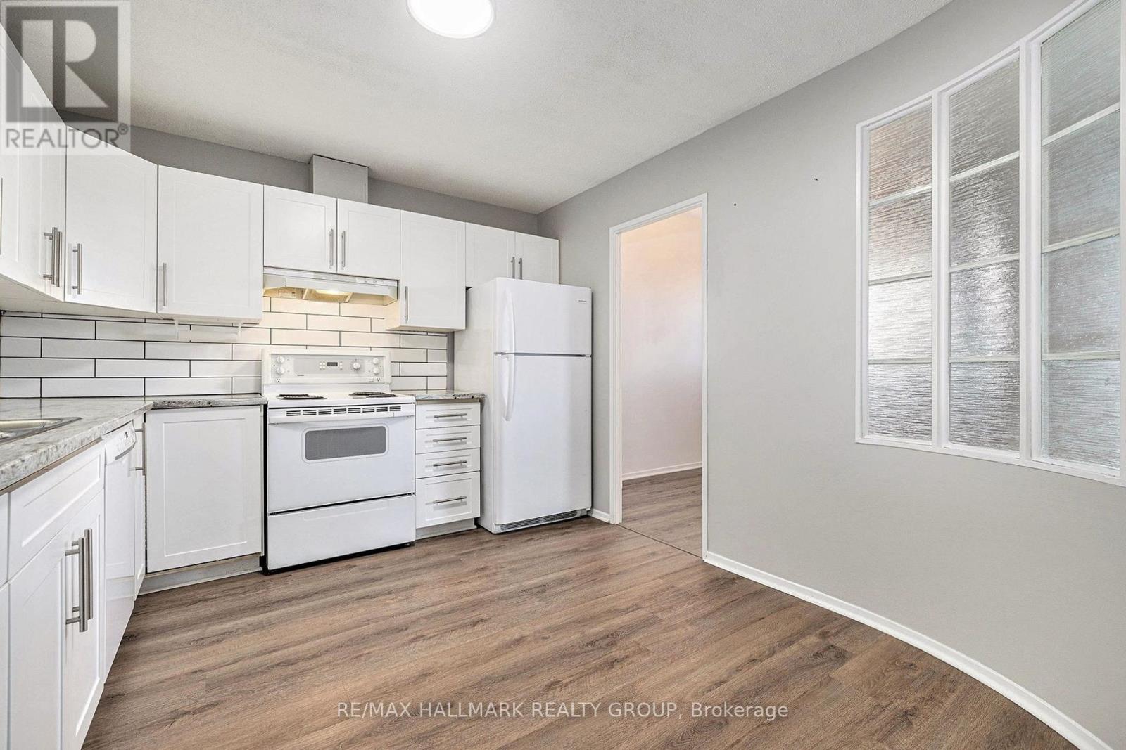 101 - 50 Emmerson Avenue
