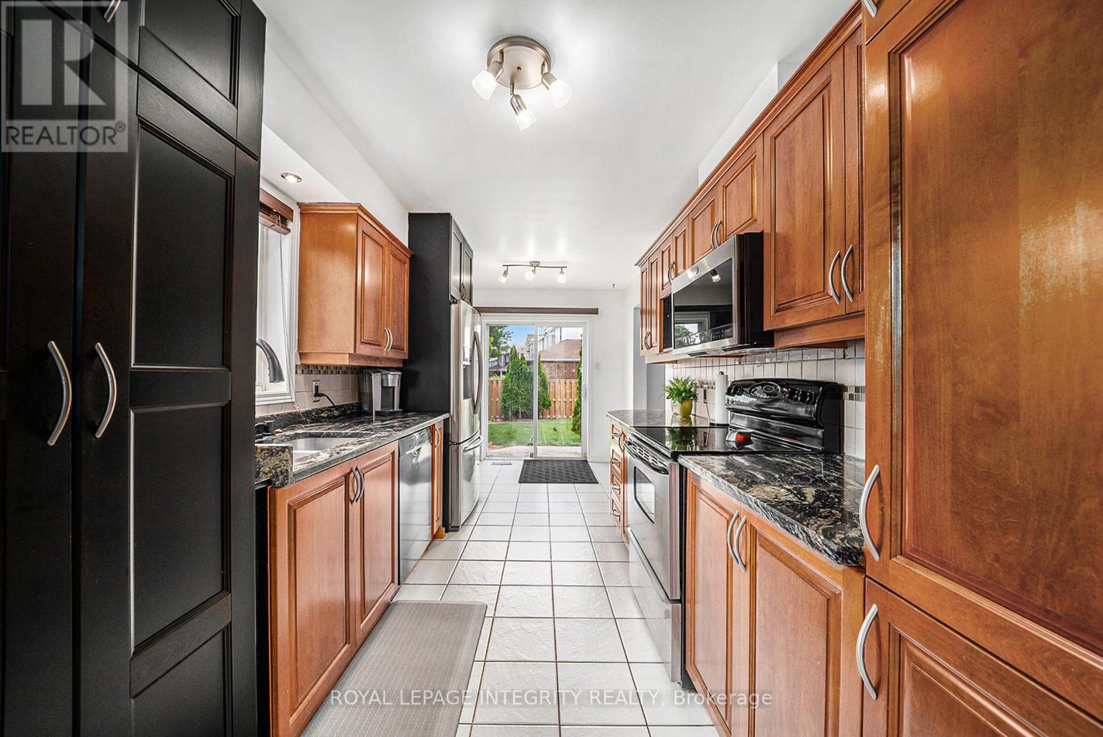 79 Woodford Way