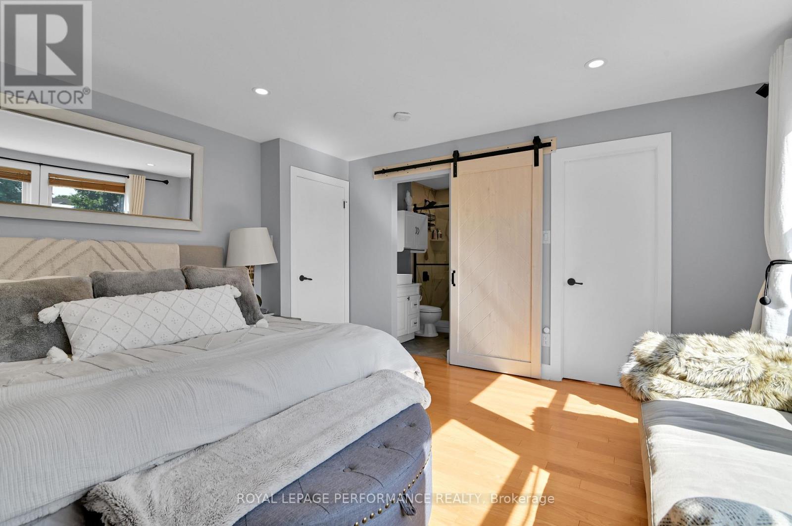 135 Acklam Terrace