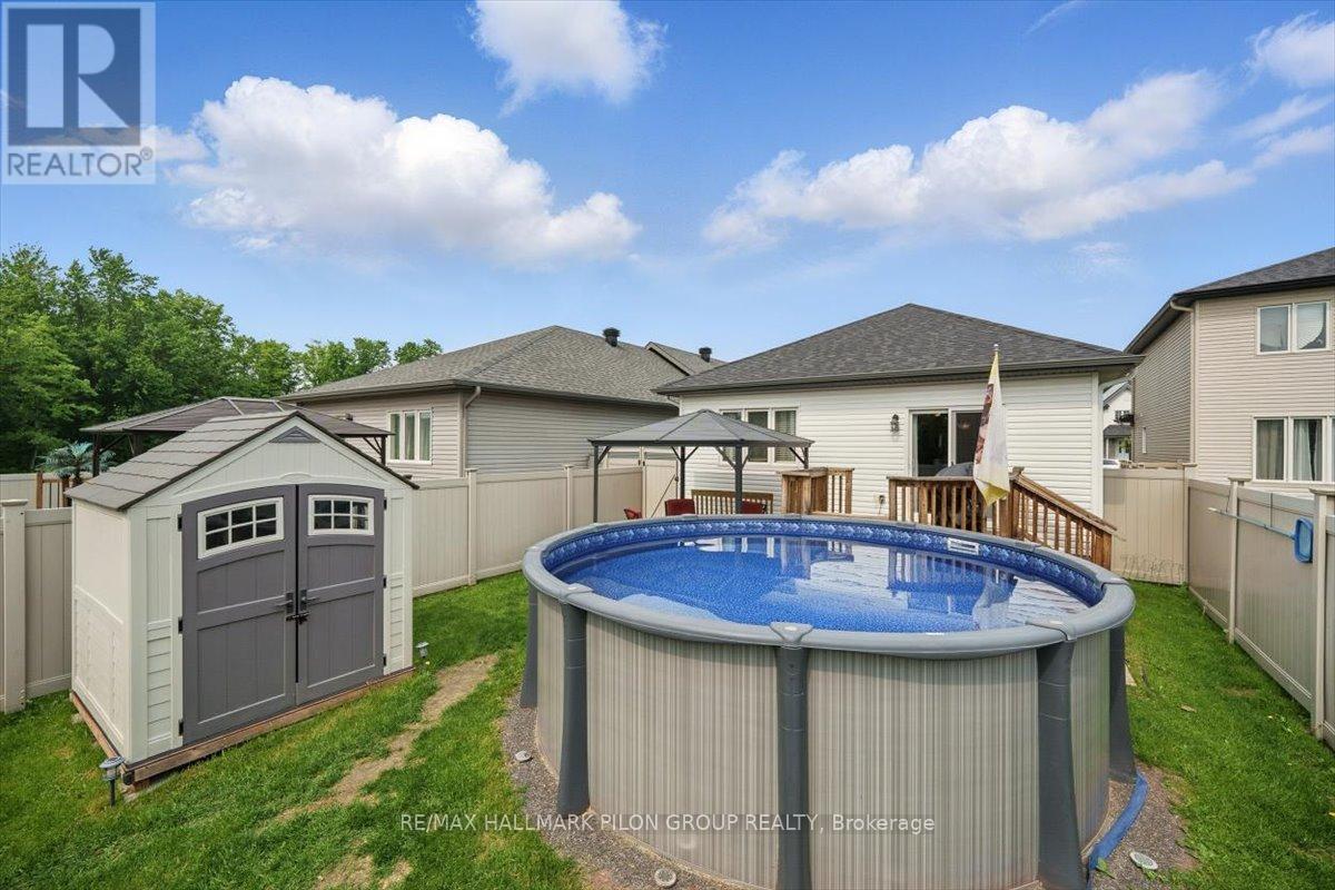 637 Robert Street
