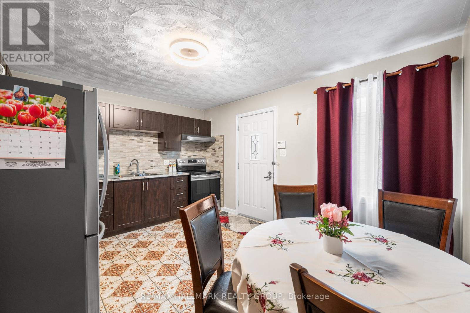 141 Dahlia Avenue