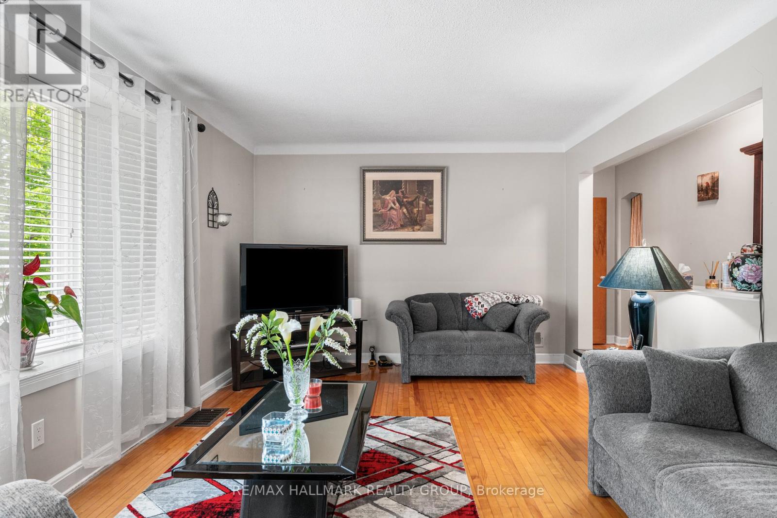 141 Dahlia Avenue