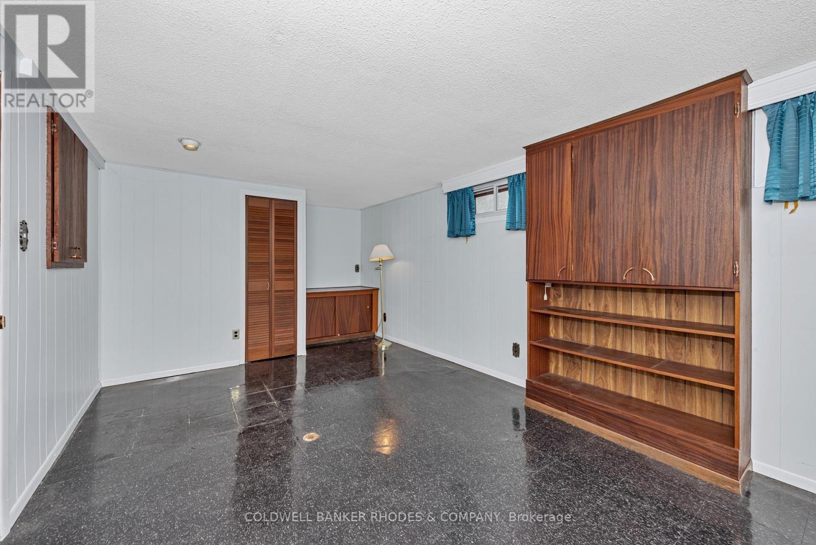 2687 Basswood Crescent