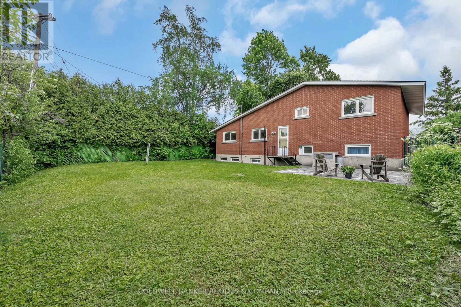 2687 Basswood Crescent
