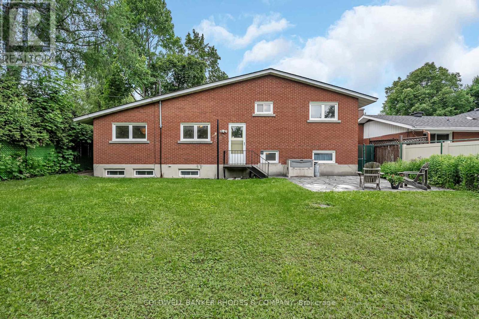 2687 Basswood Crescent