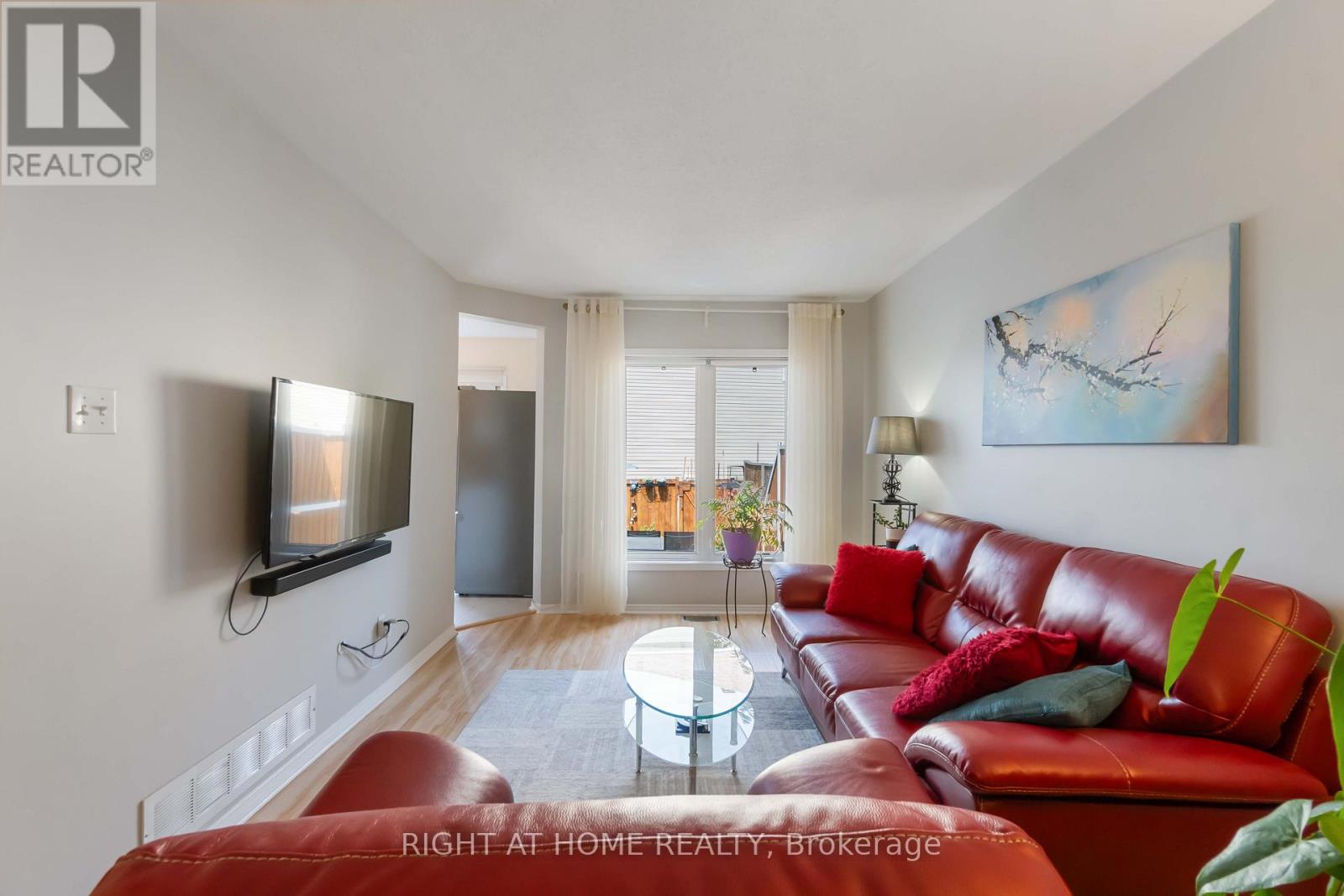 333 Hillsboro Private