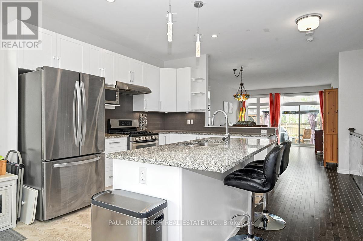 552 Silverbell Crescent