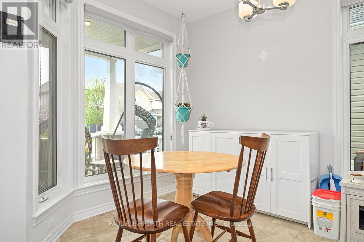 552 Silverbell Crescent
