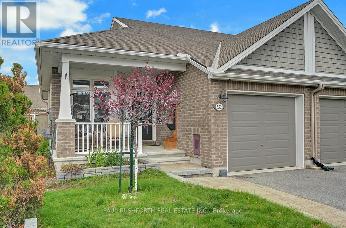 552 Silverbell Crescent