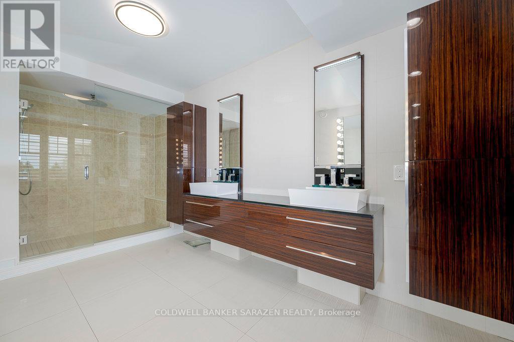 320 Rywalk Circle