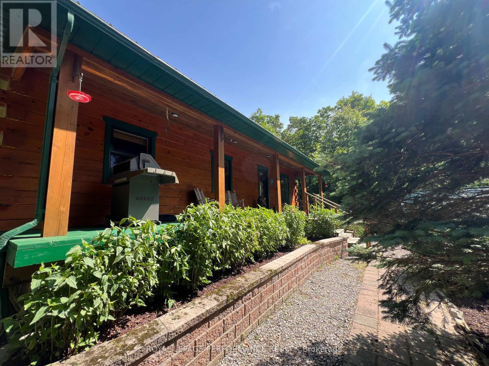 252 Lacourse Lane