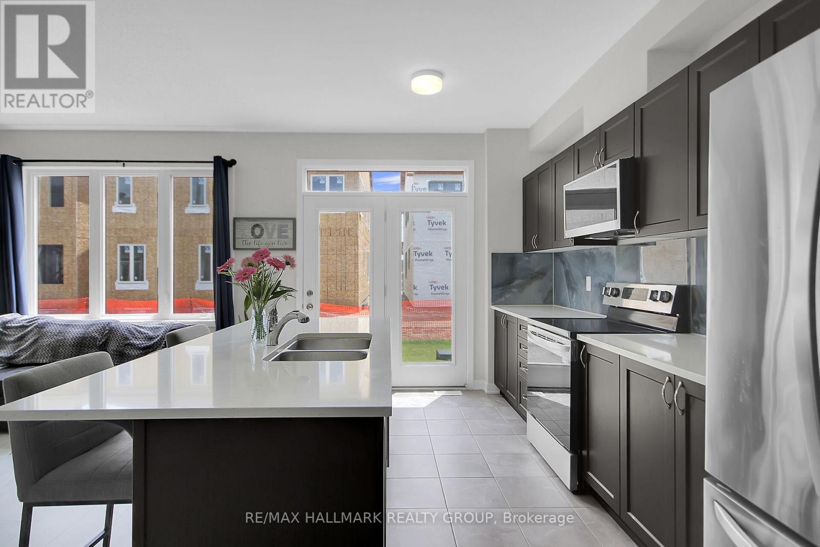 676 Quilter Row