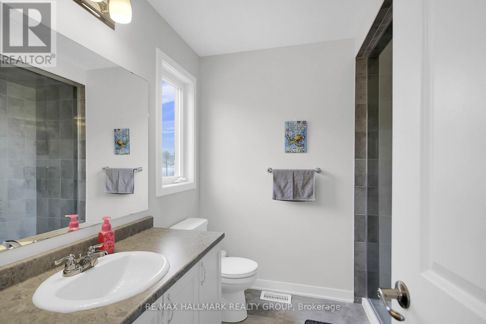 676 Quilter Row