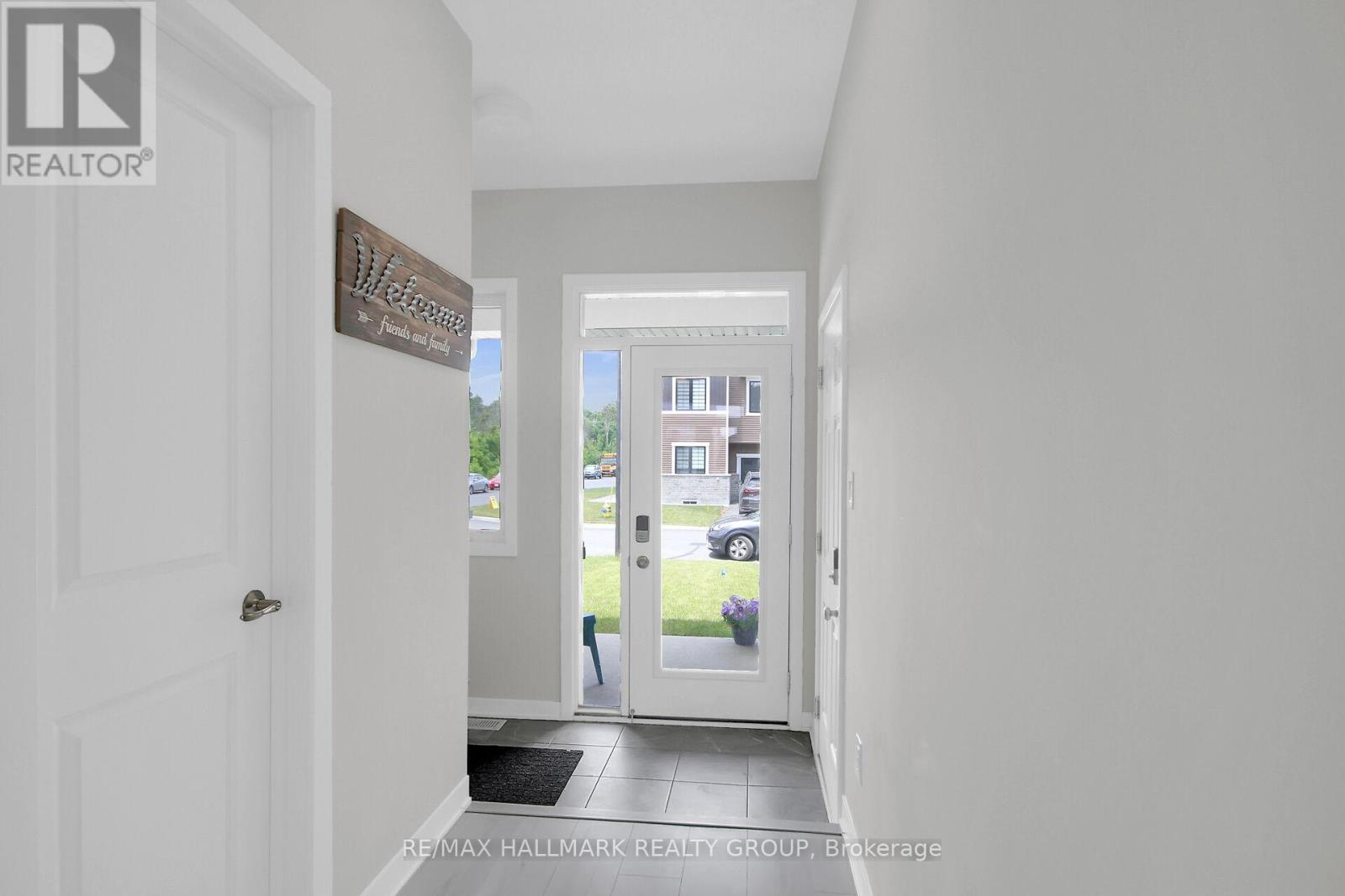 676 Quilter Row