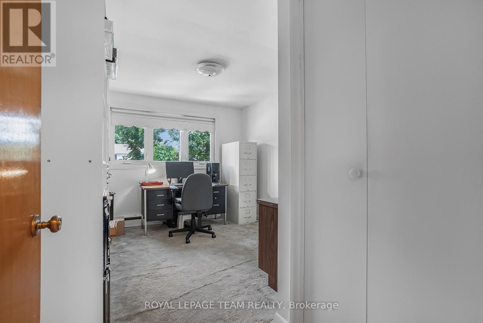1166 Castle Hill Crescent