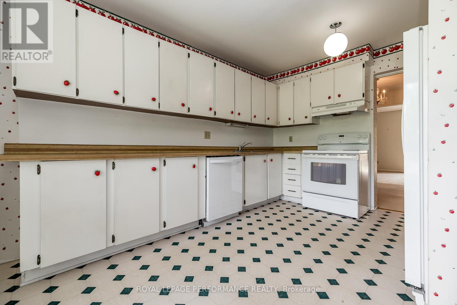 50 - 840 Cahill Drive W