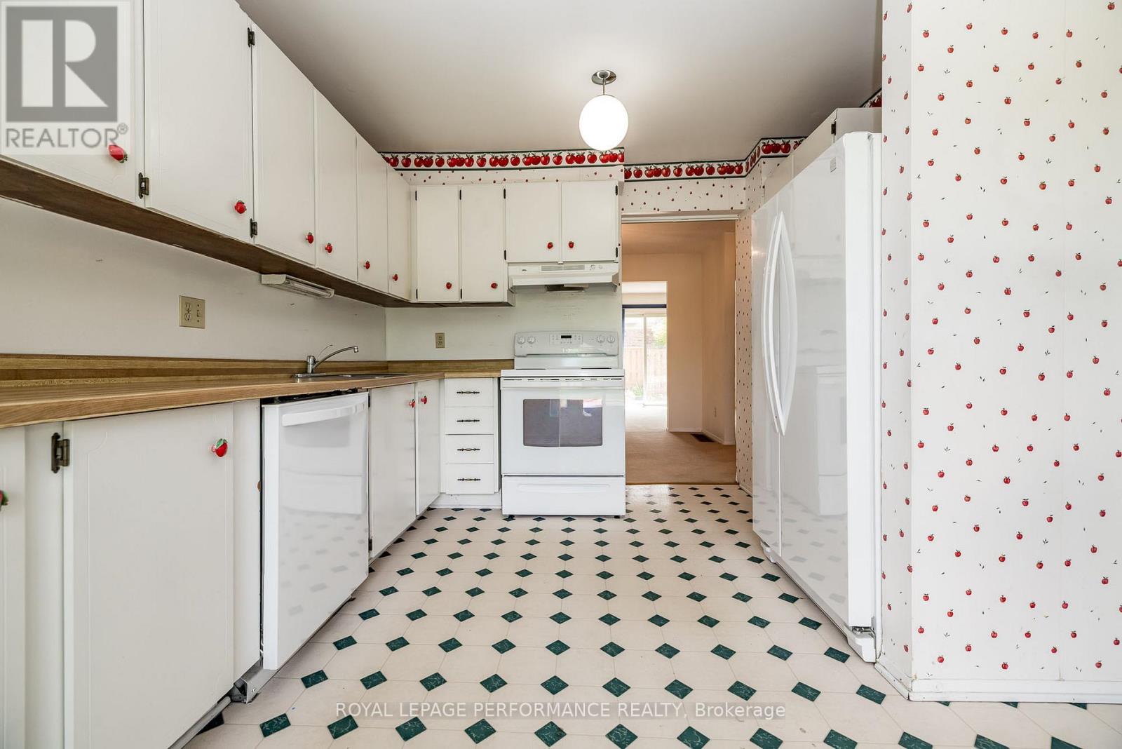 50 - 840 Cahill Drive W