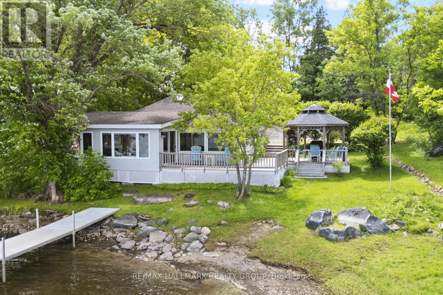 118 Hall Shore Road