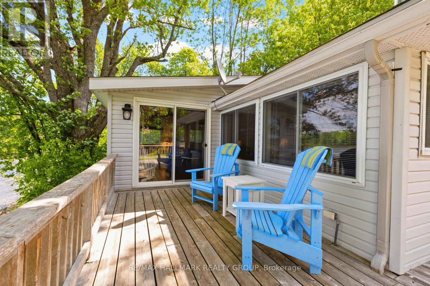 118 Hall Shore Road