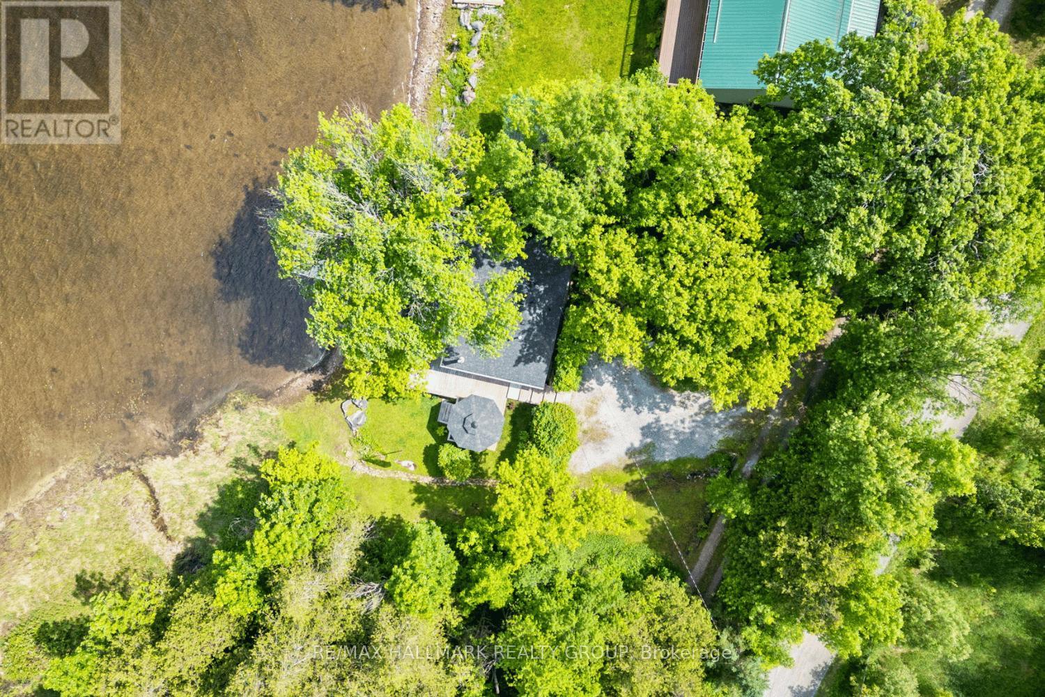 118 Hall Shore Road