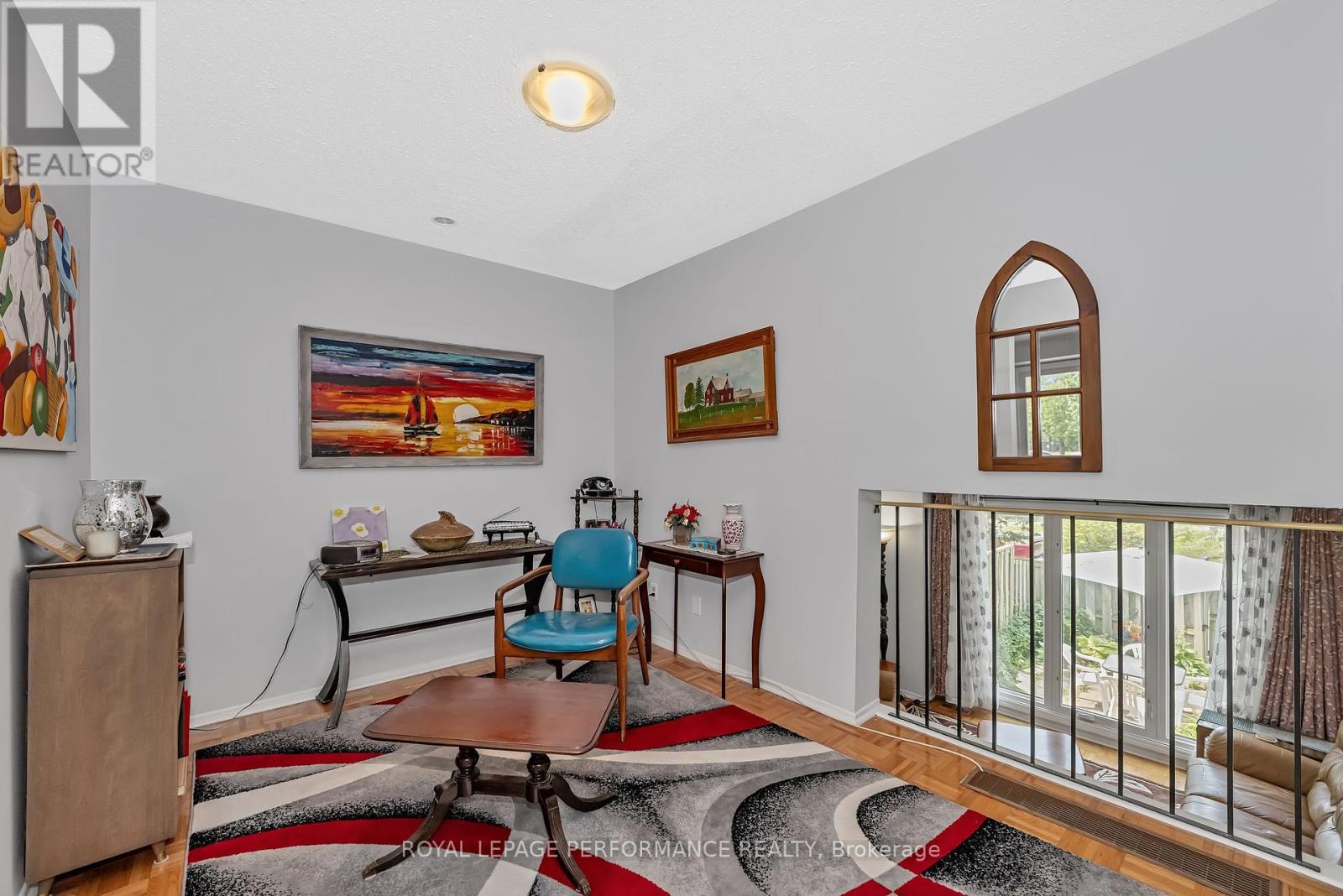 302 Salter Crescent