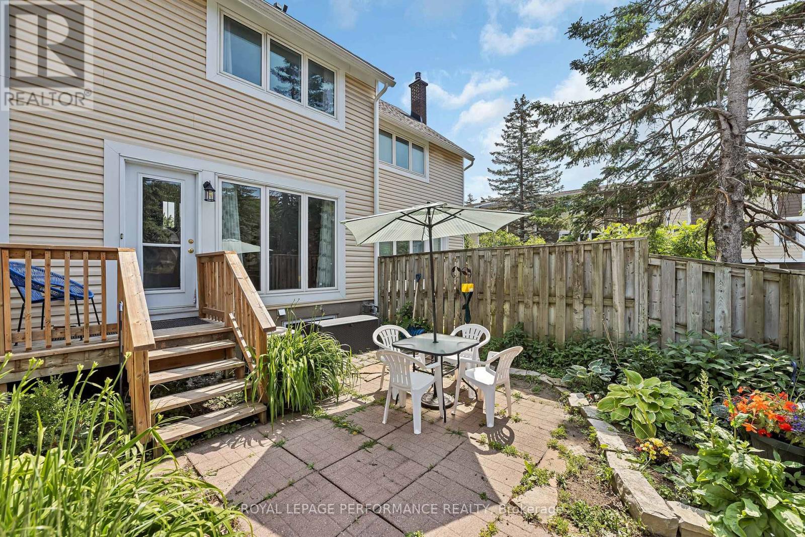 302 Salter Crescent