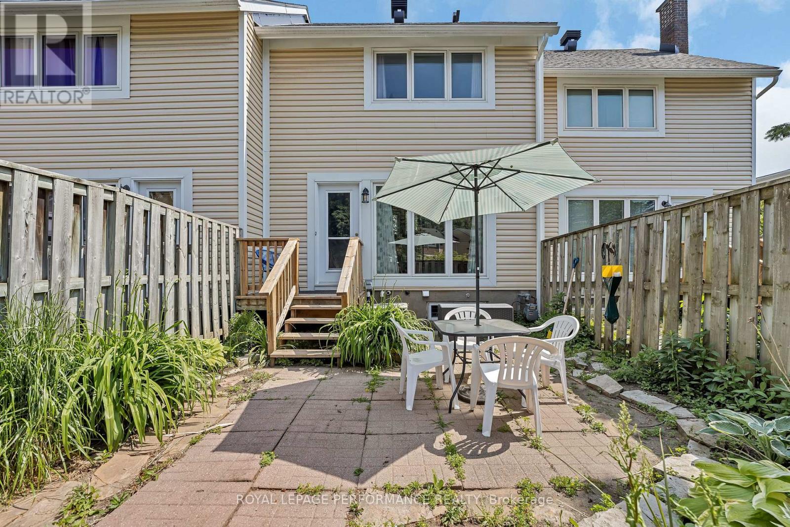 302 Salter Crescent
