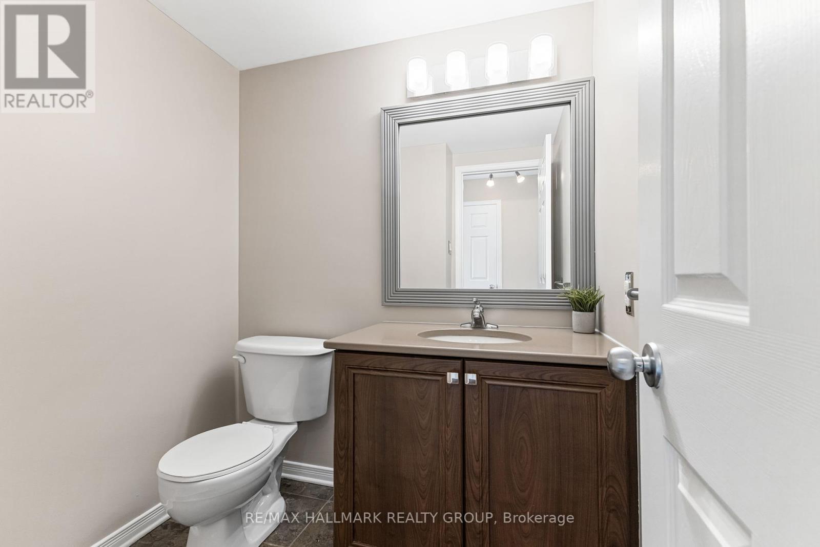 253 Stroget Private
