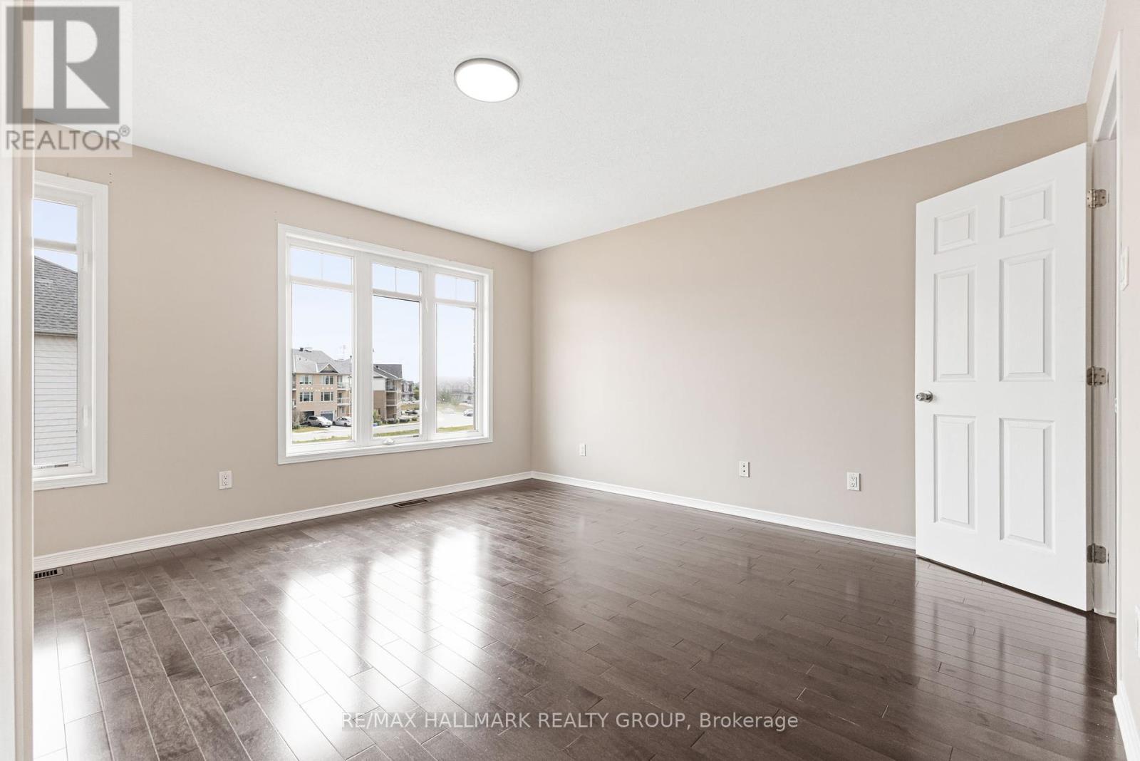 253 Stroget Private