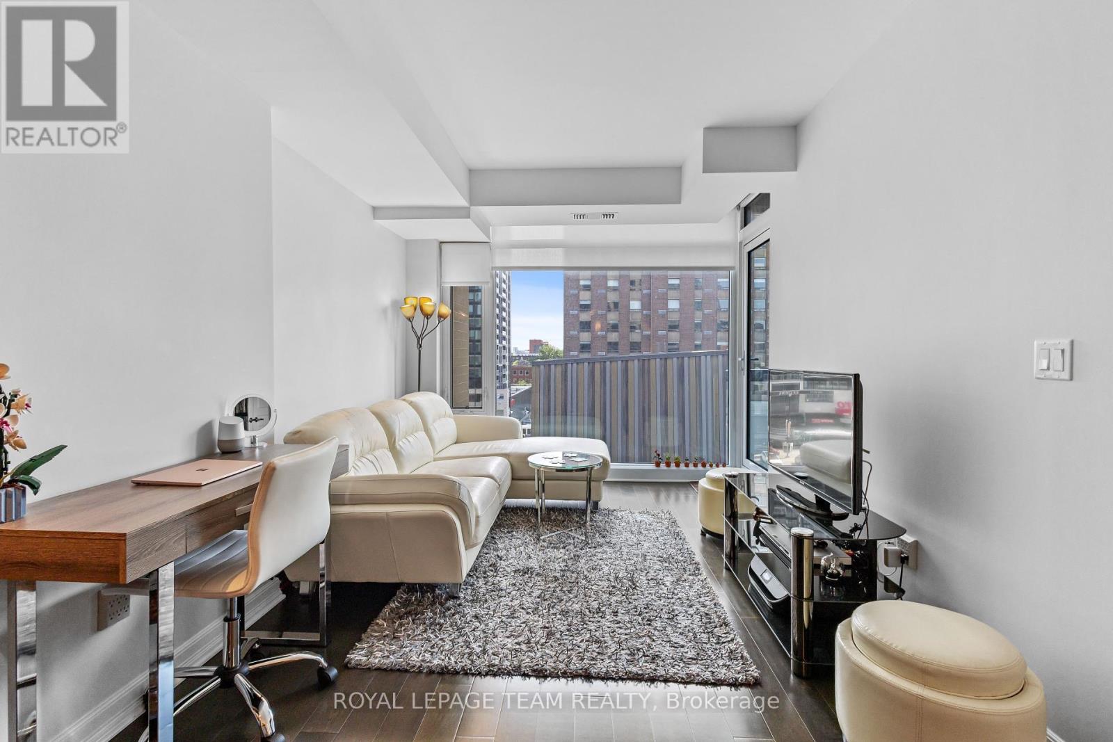 509 - 238 Besserer Street E