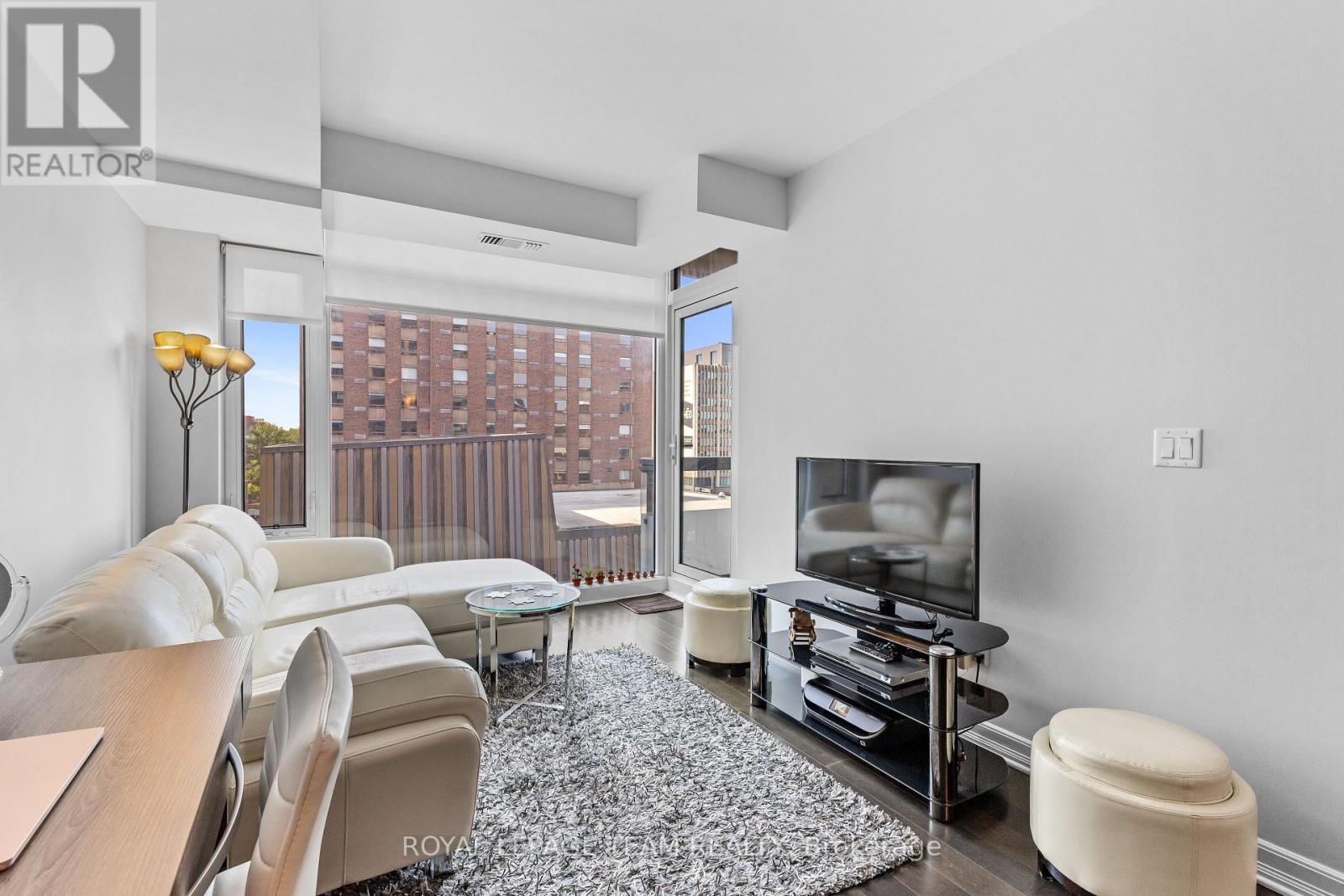 509 - 238 Besserer Street E