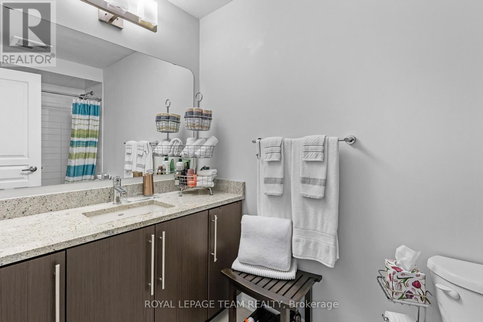 509 - 238 Besserer Street E