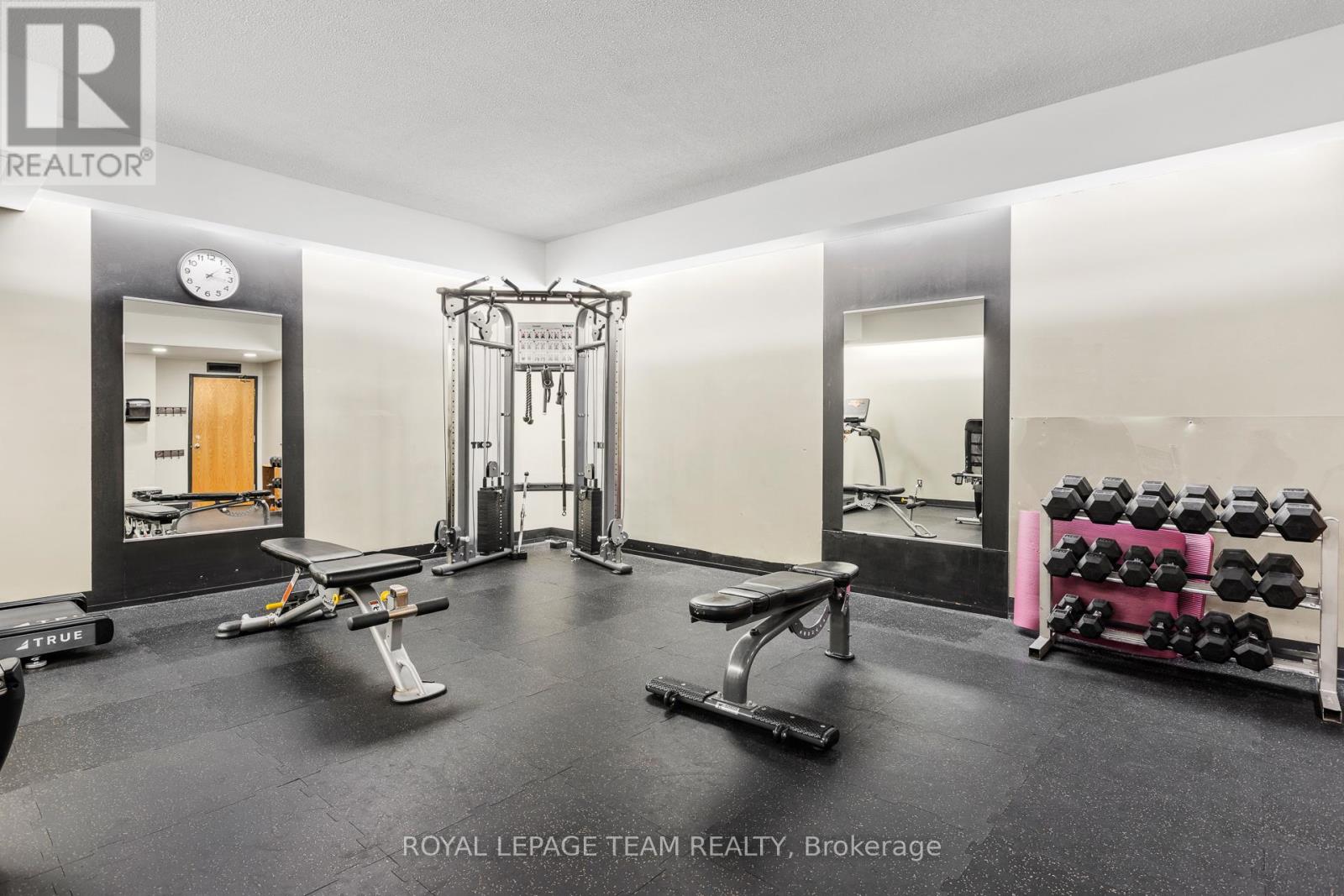 1111 - 2759 Carousel Crescent