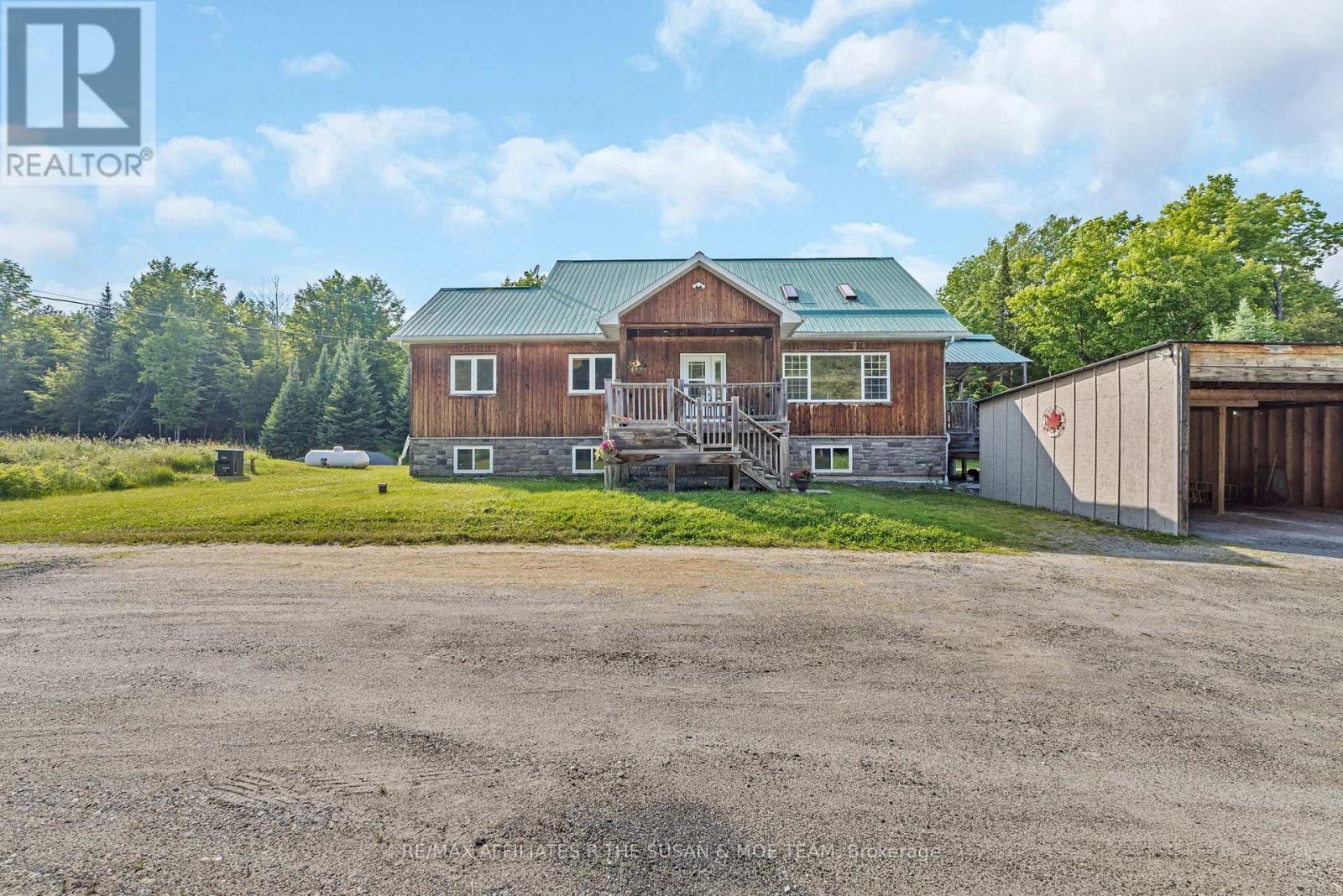 1564 First Concession B Dalhousie Road