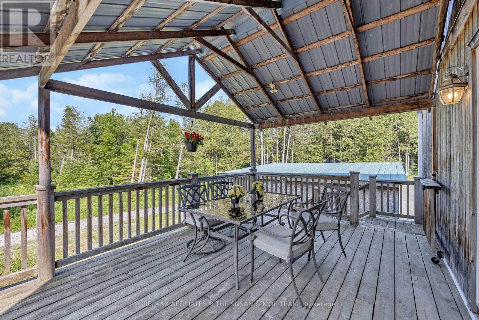 1564 First Concession B Dalhousie Road