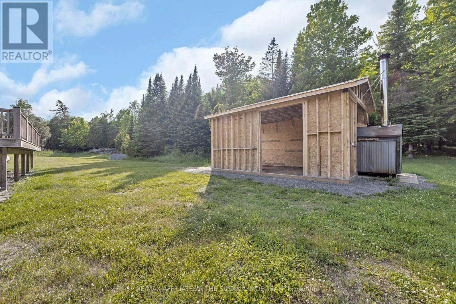 1564 First Concession B Dalhousie Road
