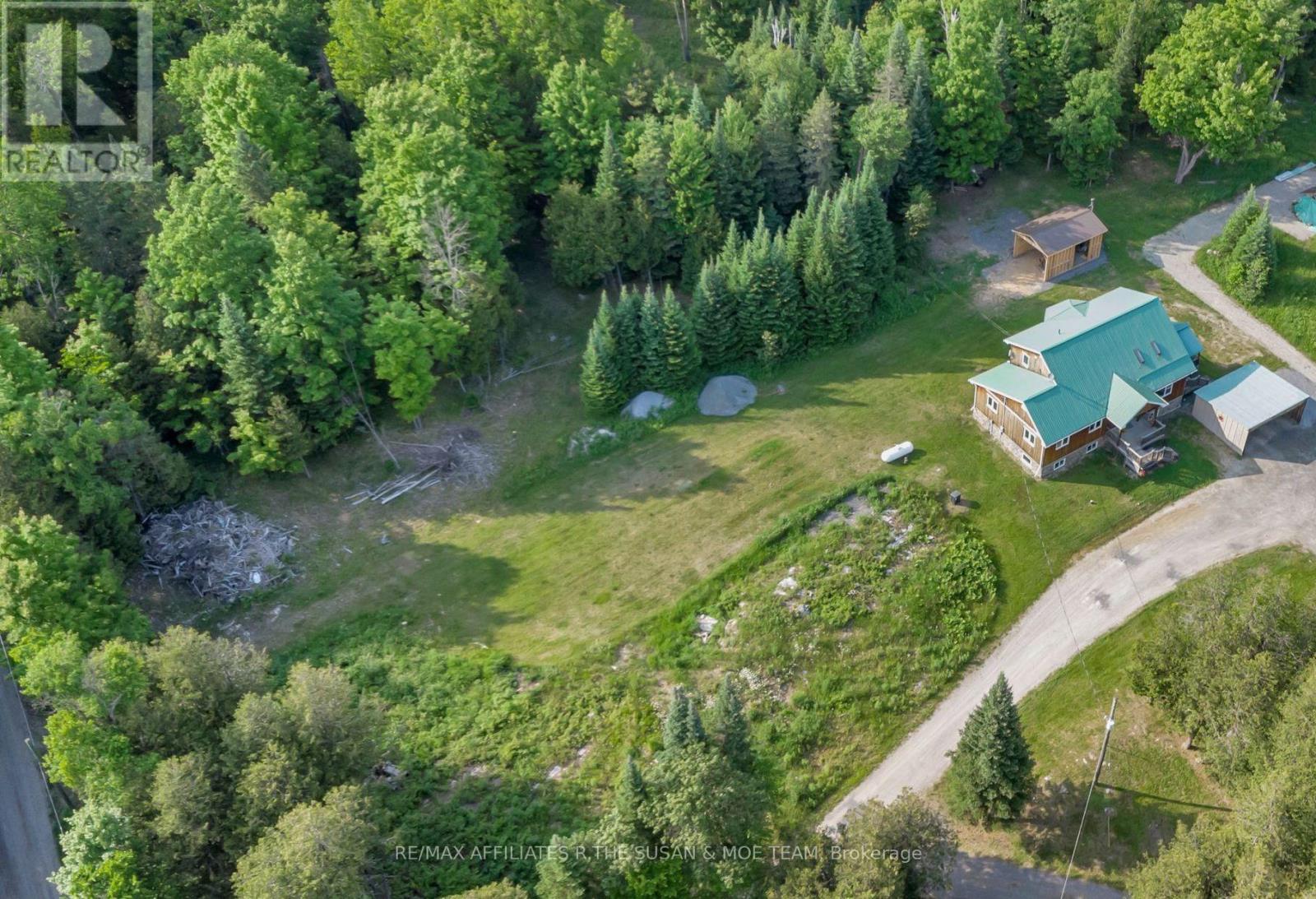 1564 First Concession B Dalhousie Road
