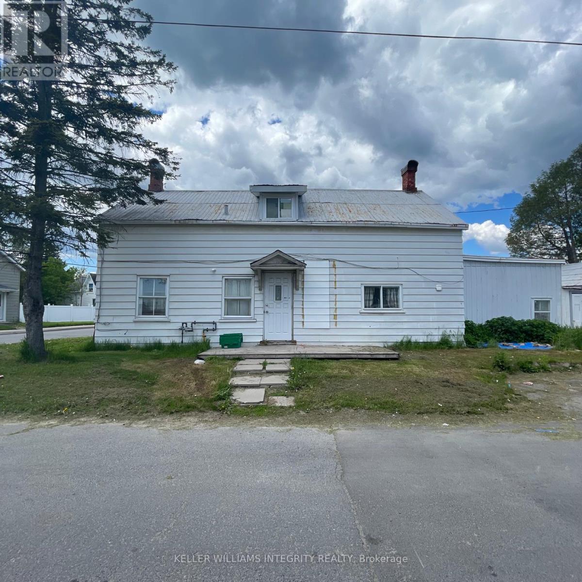 403 Rideau Street