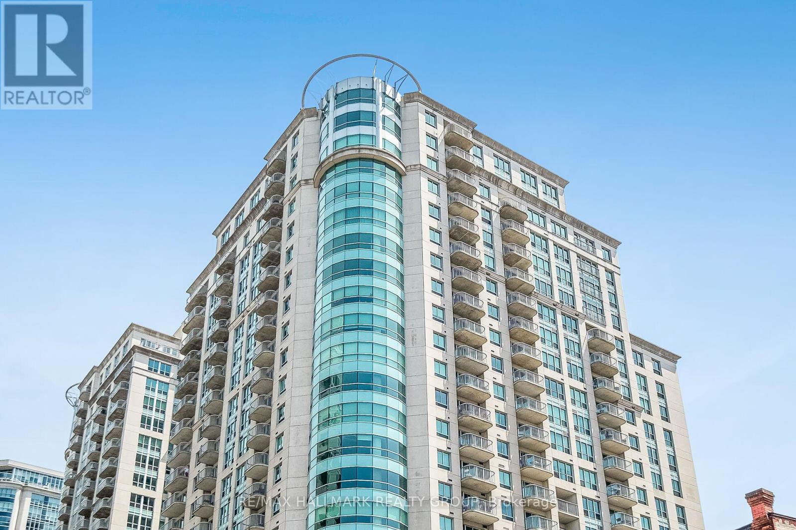 706 - 200 Rideau Street