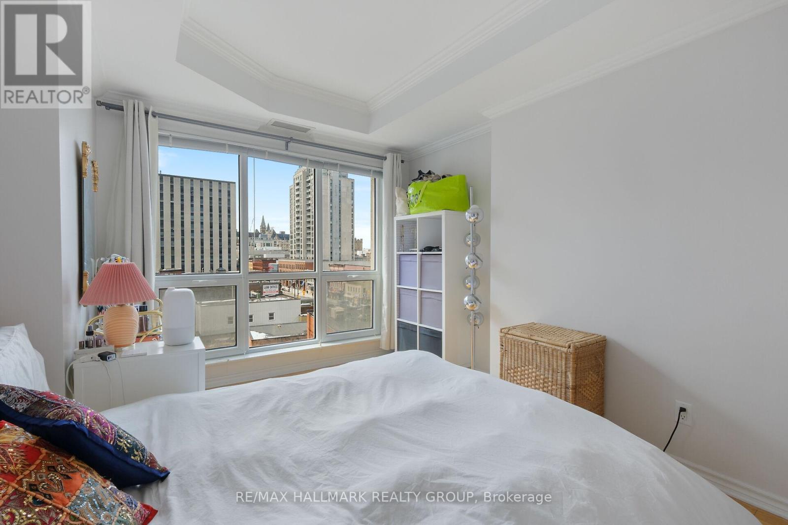 706 - 200 Rideau Street