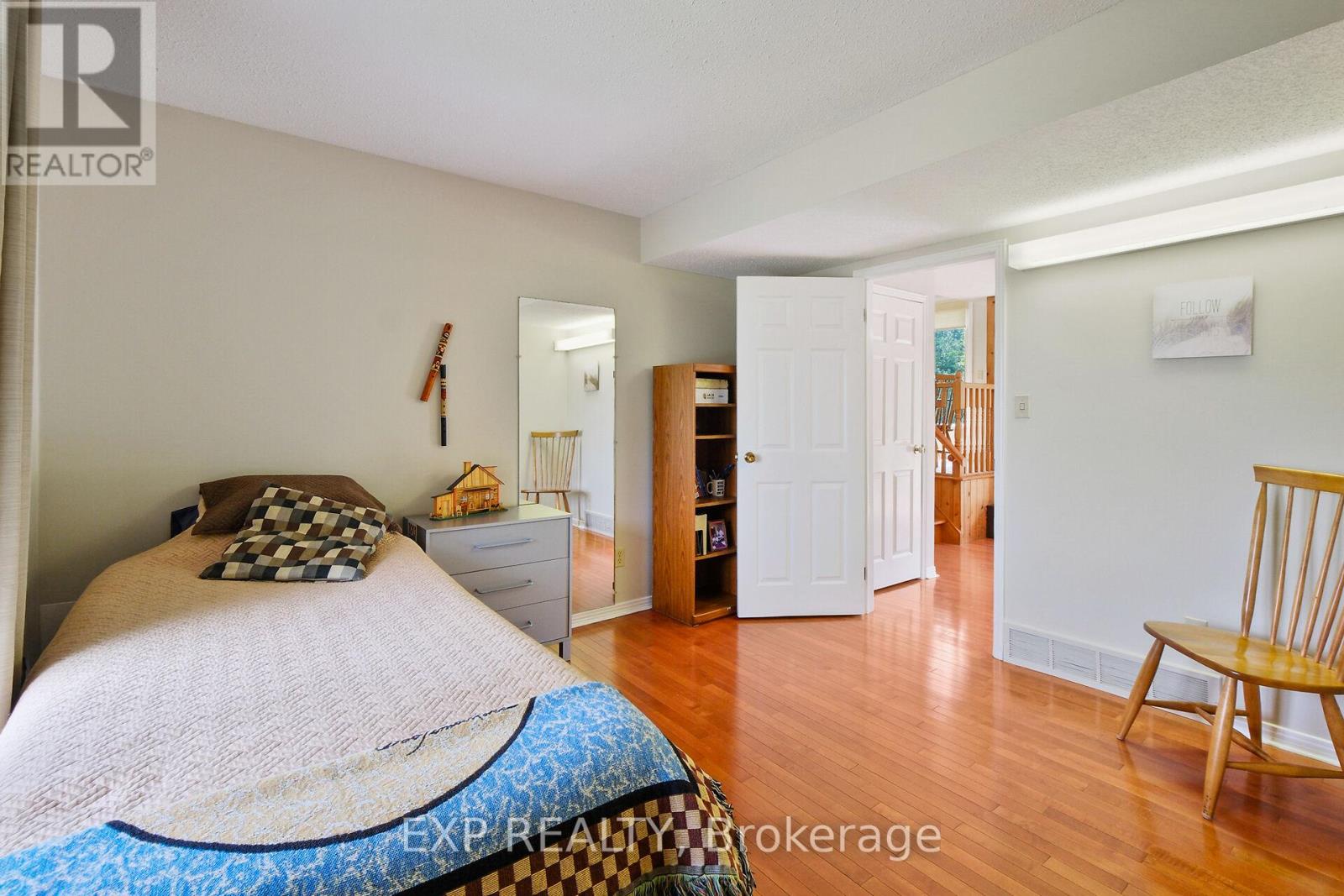 1376 Macdonald Road