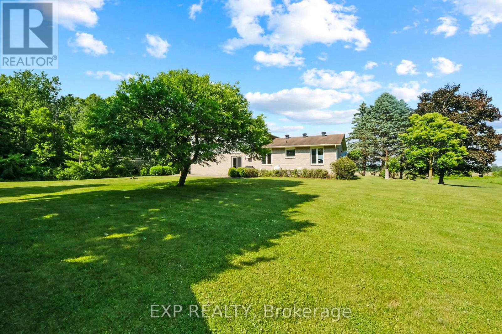 1376 Macdonald Road