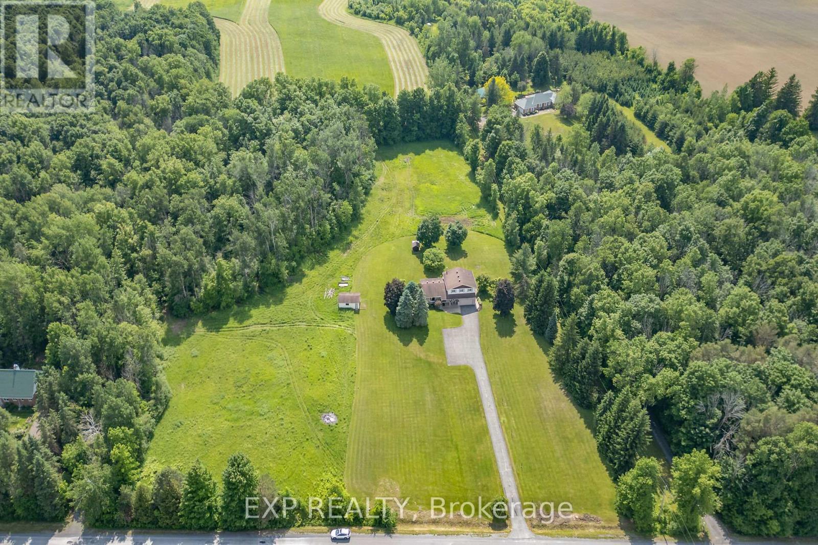 1376 Macdonald Road