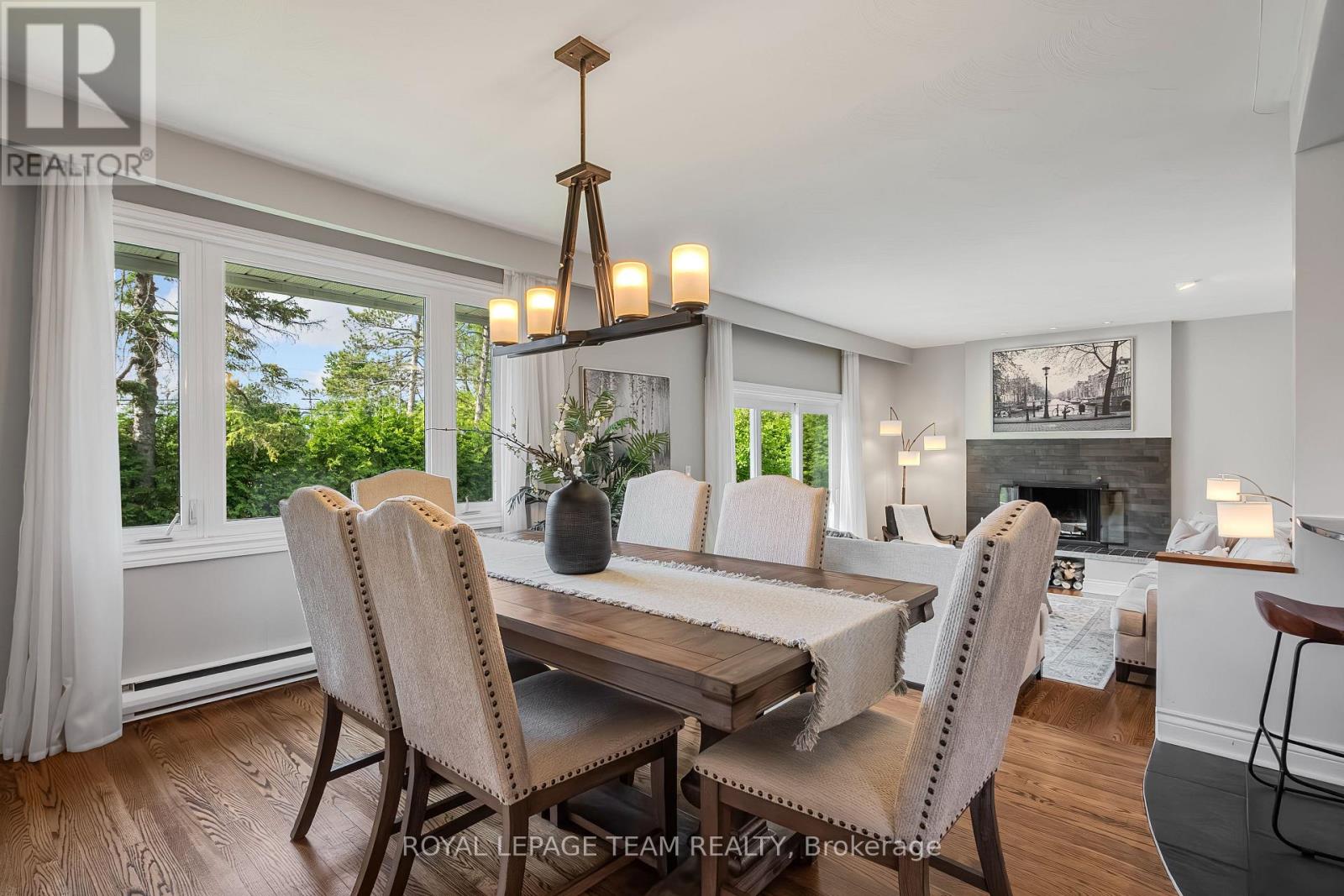 37 Promenade Avenue