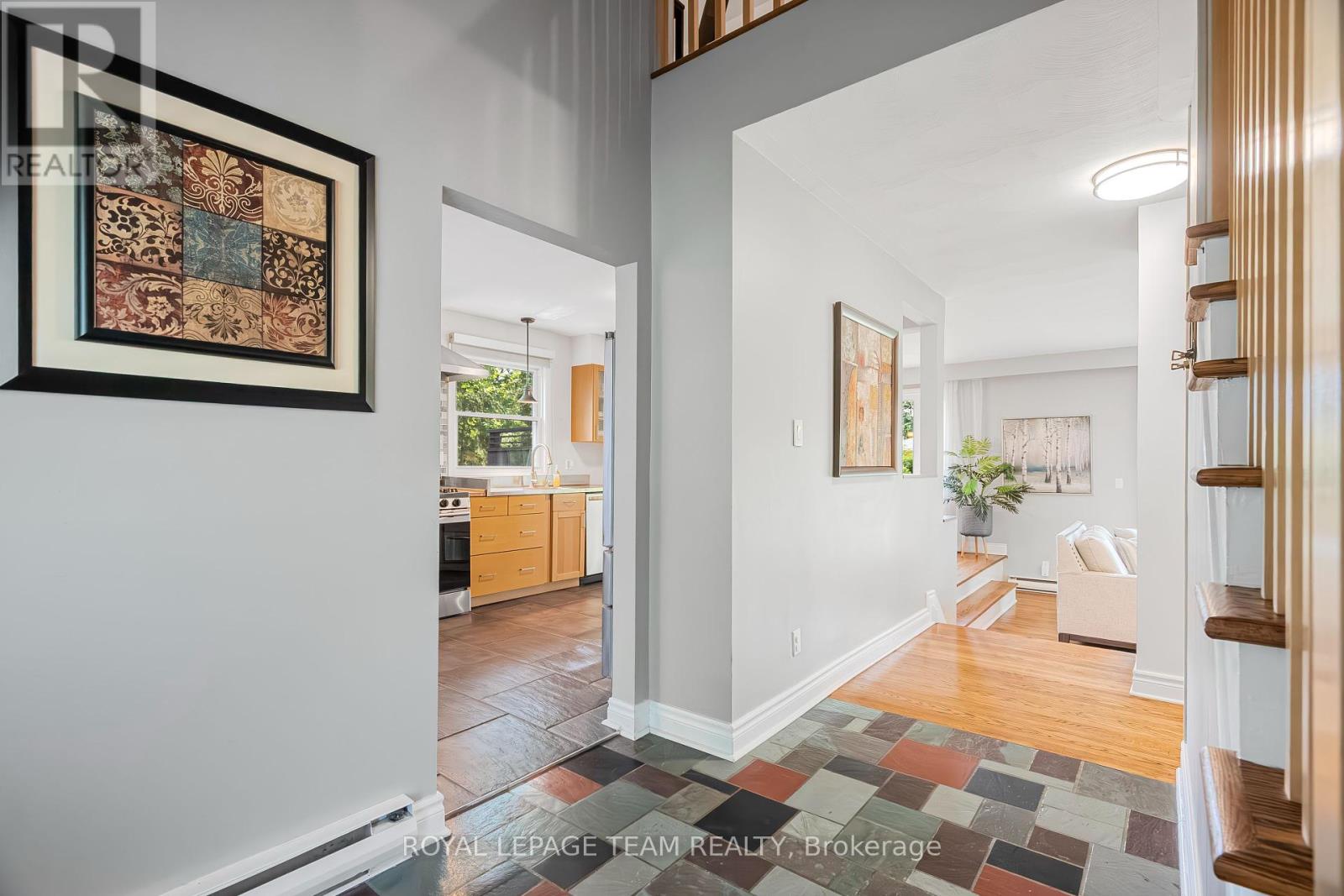 37 Promenade Avenue