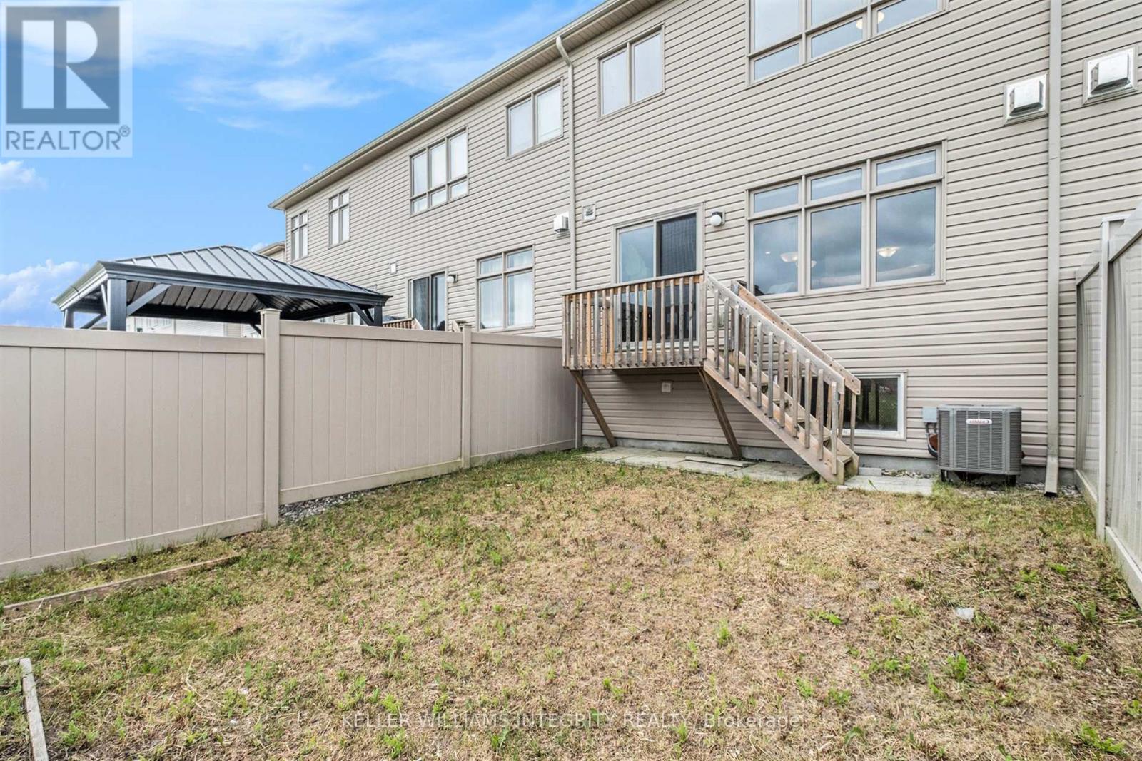 305 Lipizzaner Street