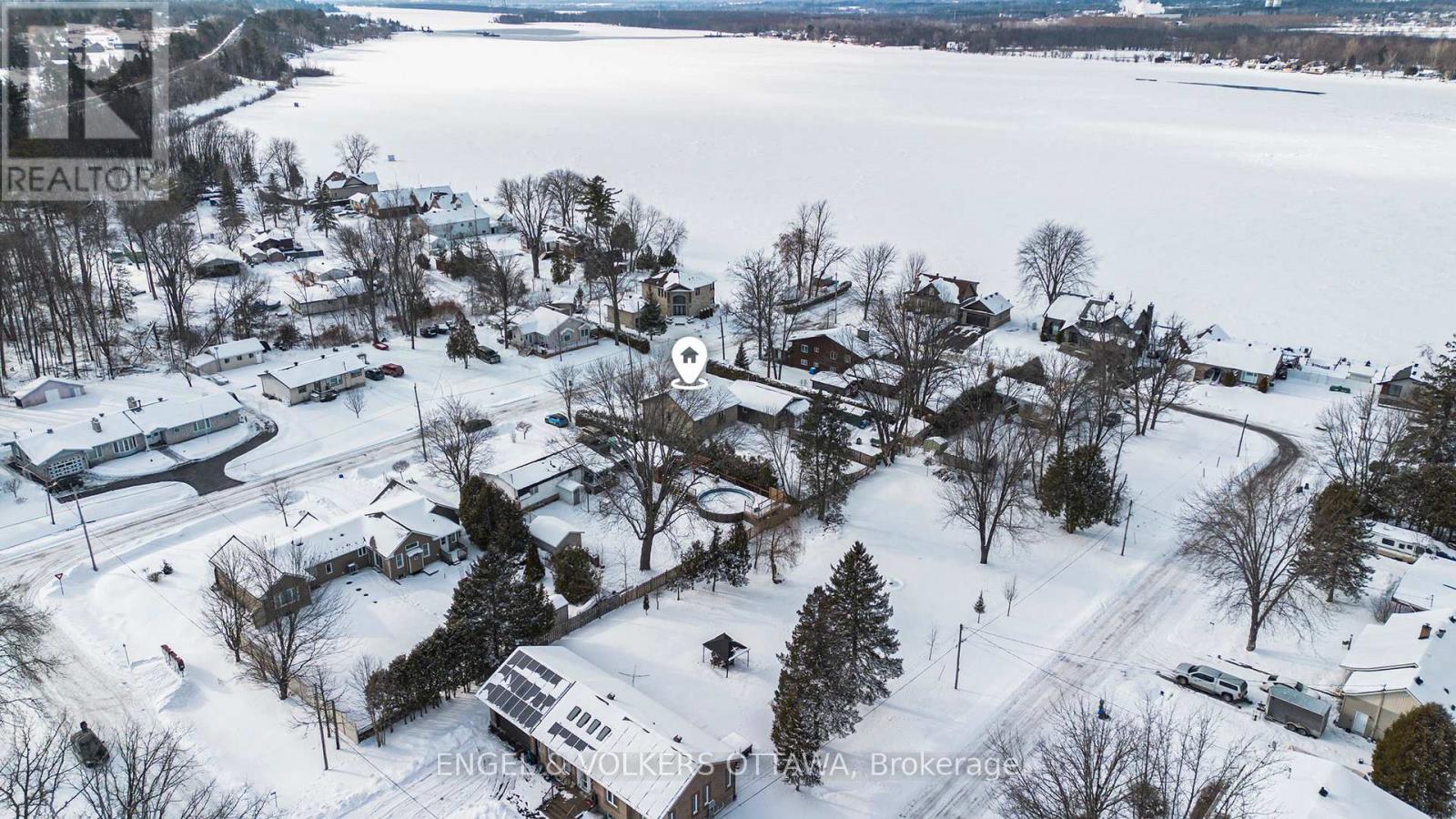 1095 Morin Road